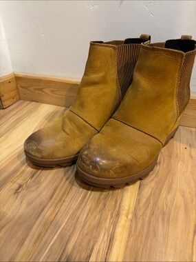 Sorel Mustard Yellow Chelsea Ankle Boots